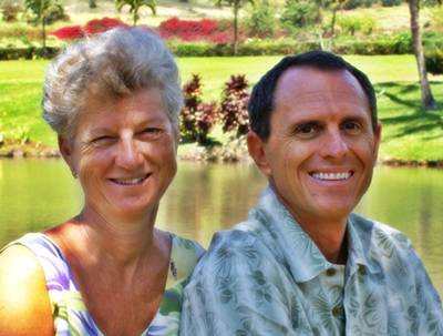 photo of couple on Maui